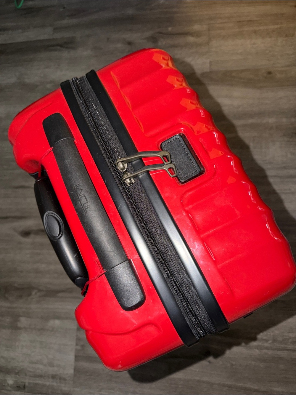 Tumi authentic International Expandable 4 Wheeled Carry-On - Picture 7 of 11